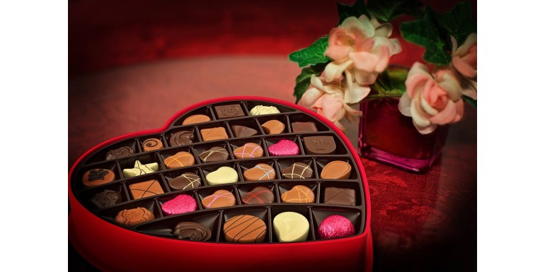 Sărbătorește femeile din viața ta și oferă cadouri 8 martie personalizate