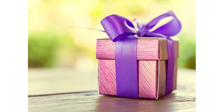 Idei de cadouri pentru toata familia. Cele mai bune idei de cadouri pentru parinti