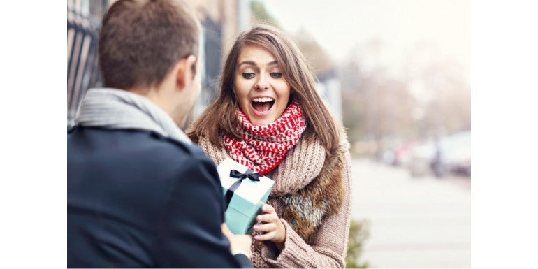 5 idei de cadouri pentru femeile speciale din viata ta