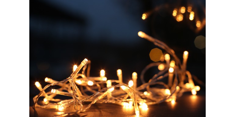 Top 3 cele mai frumoase decoratiuni luminoase de Craciun în 2022