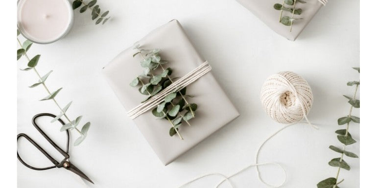 Cum sa impachetezi o cutie de cadou?