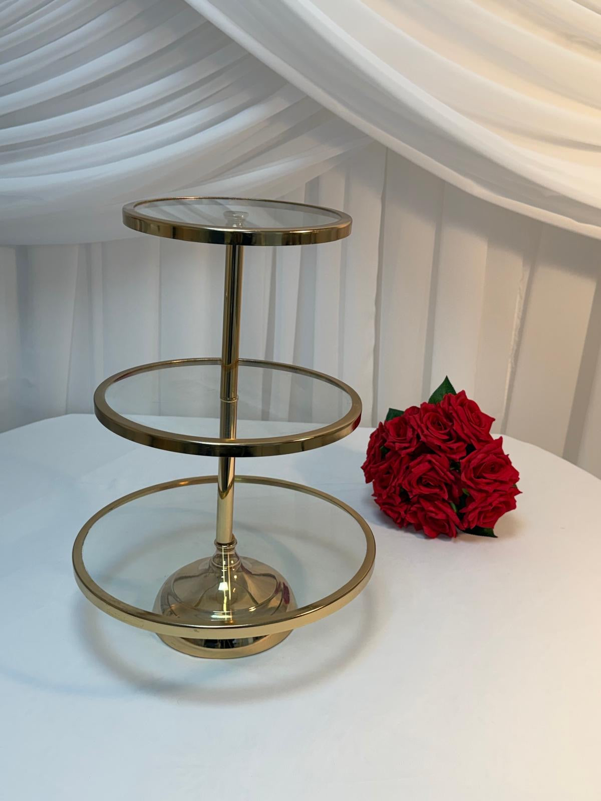 Platou Metal Pentru Prajituri Cu 3 Etaje Auriu