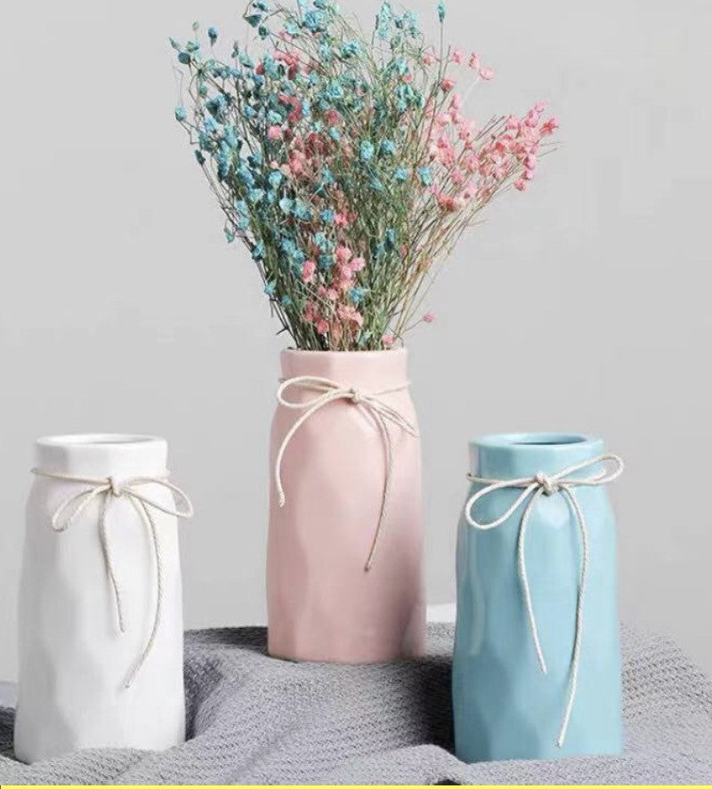 vaza-ceramica-cilindrica-stransa-gat-mica