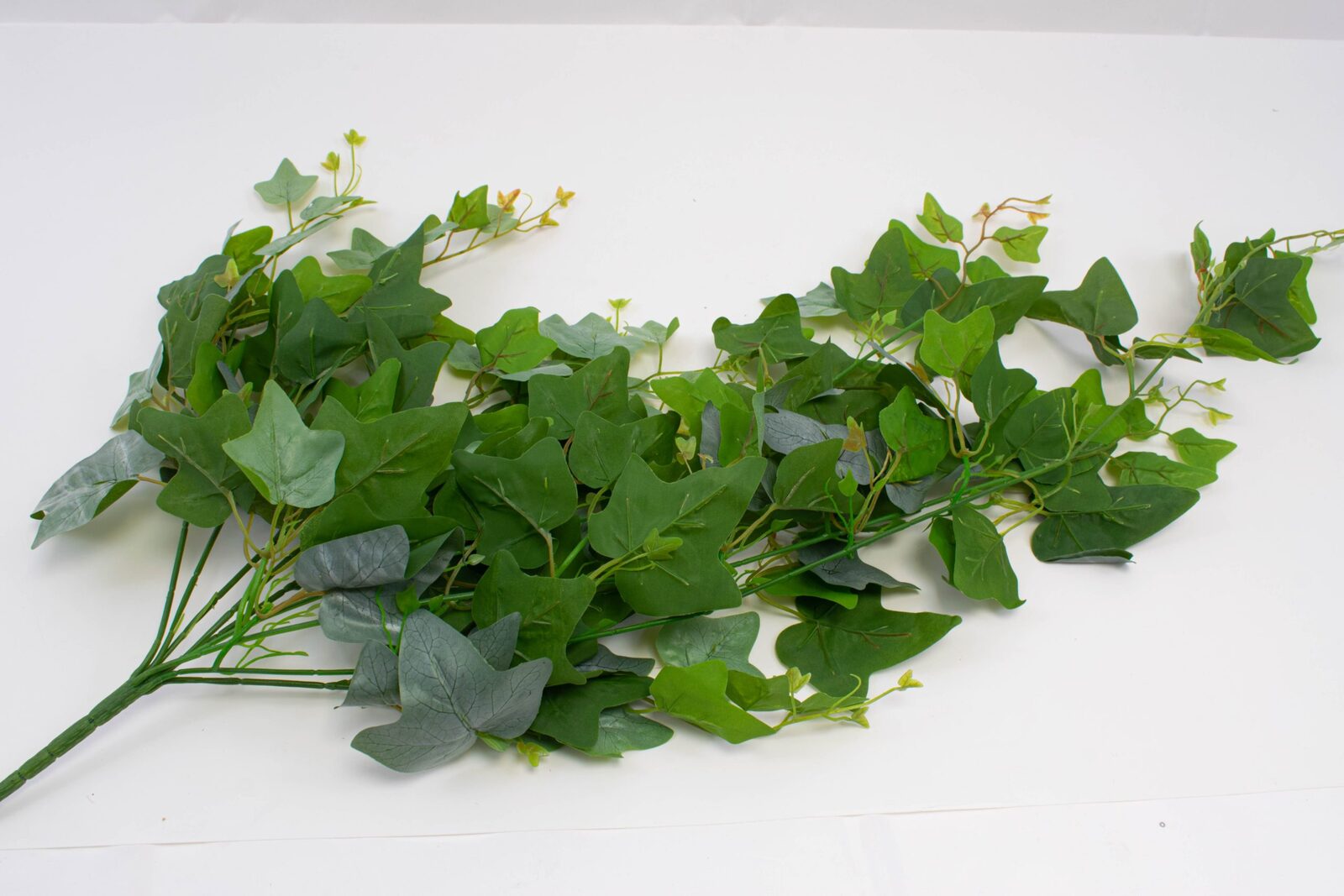 flori-artificiale-buchet-iedera-mare-brumata