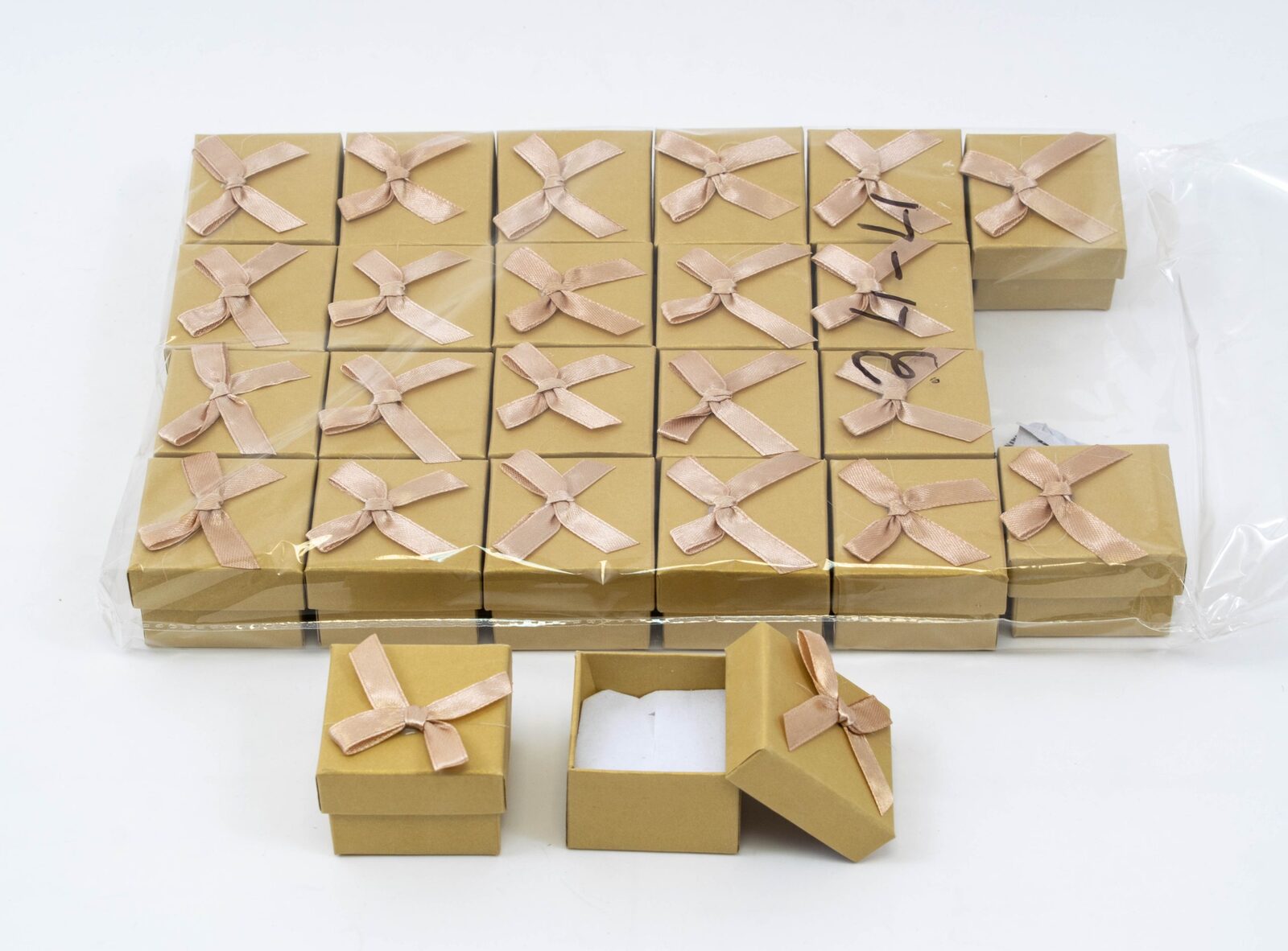 cutii-carton-inel-5x5cm-24set-natur