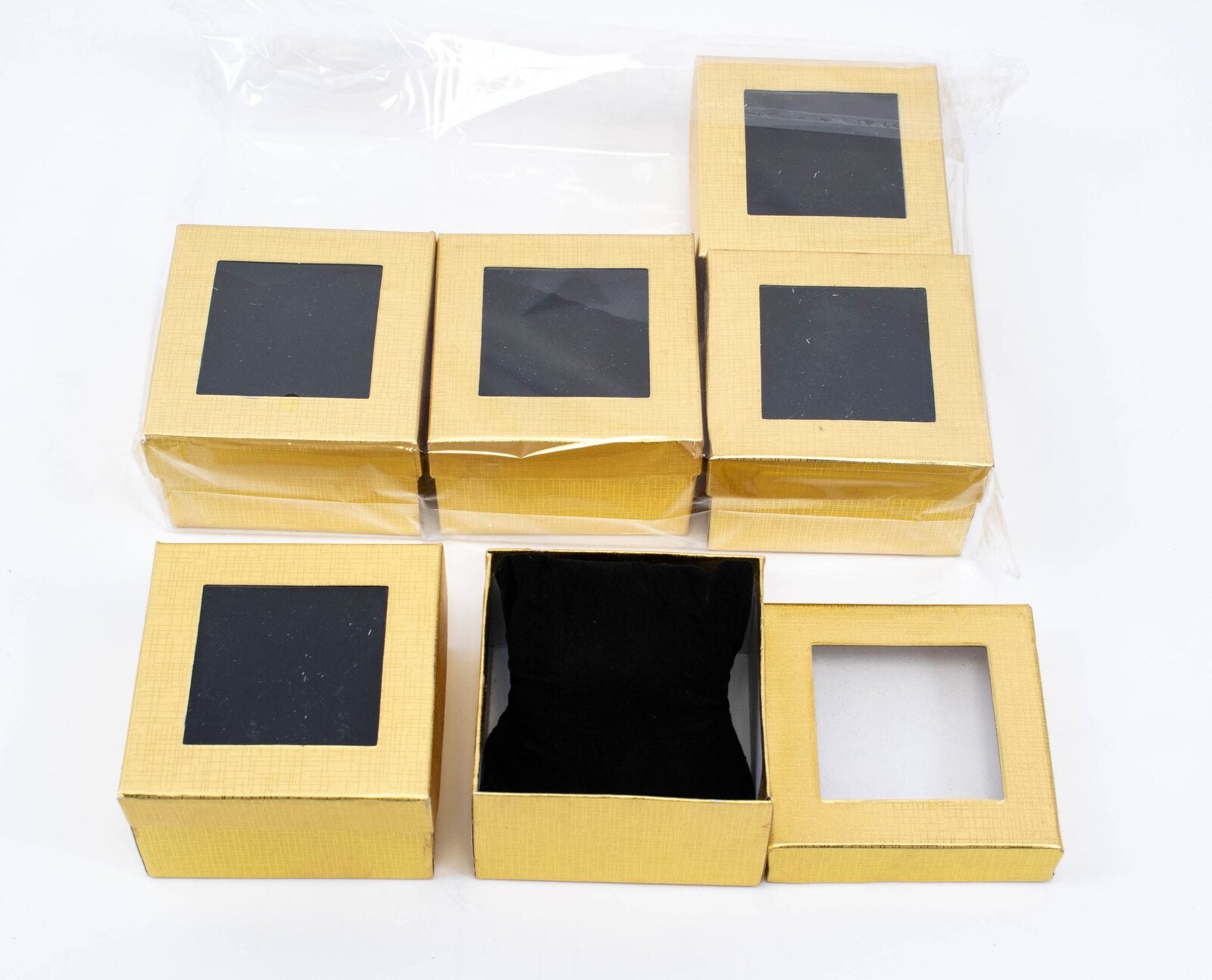 cutie-carton-cu-pernuta-si-geam-9cm9cm-6set