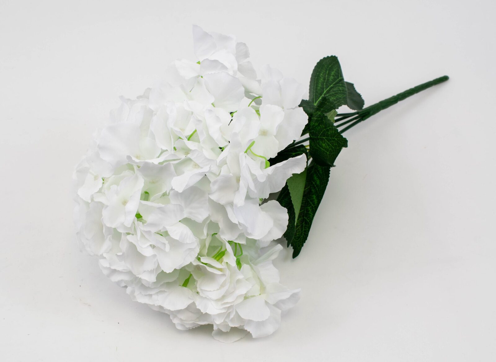 flori-artificiale-buchet-5-hortensii