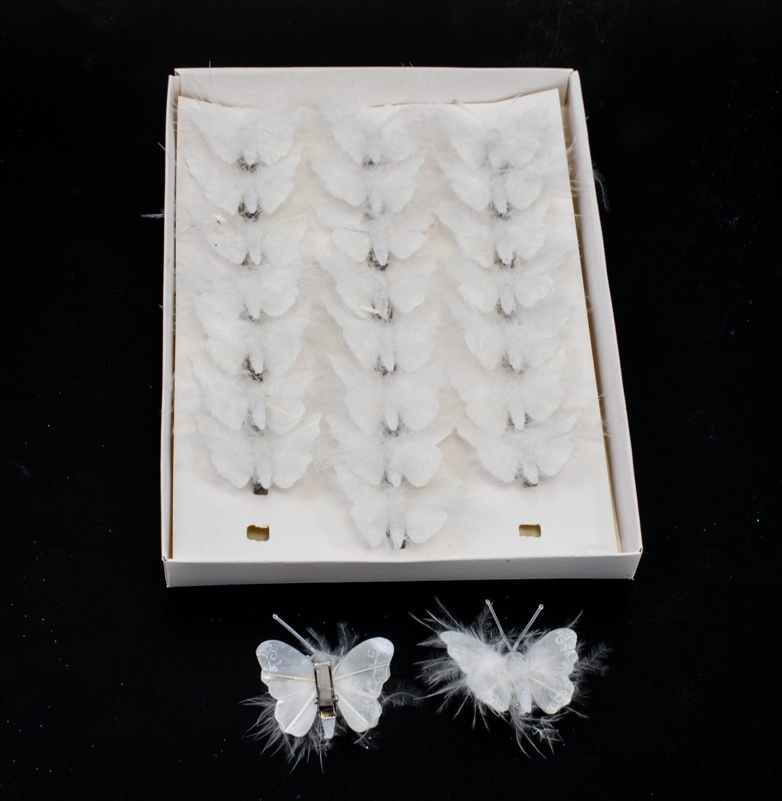 fluturi-pene-coada-rotunjita-puf-albi-24set