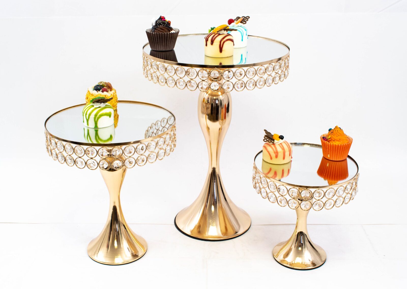 platou-metal-pentru-prajituri-3set-auriu