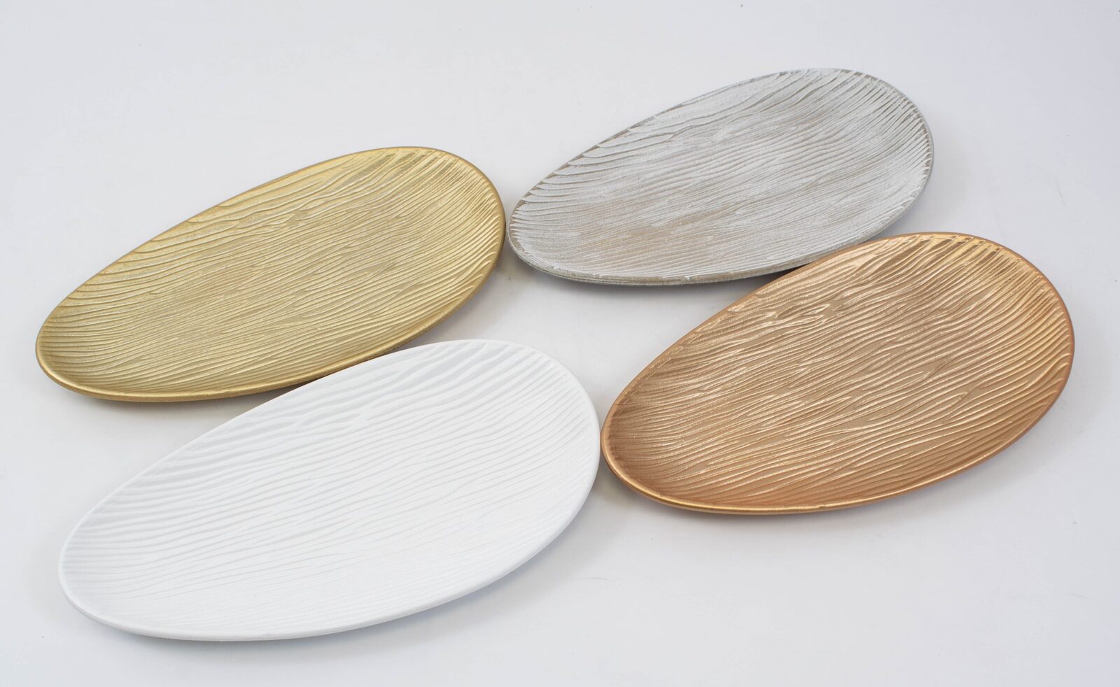 platou-din-lemn-forma-ou