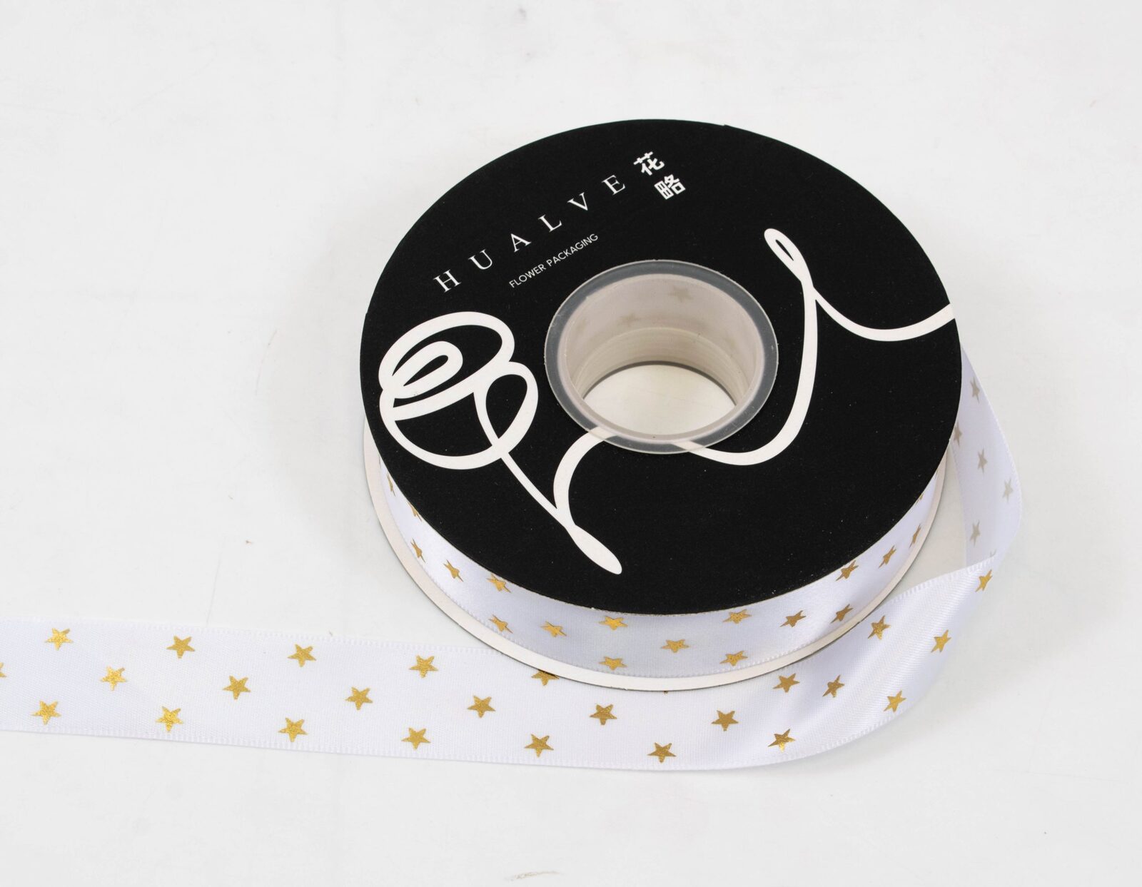 panglica-satin-25cm-41-metri-alb-stelute-aurii