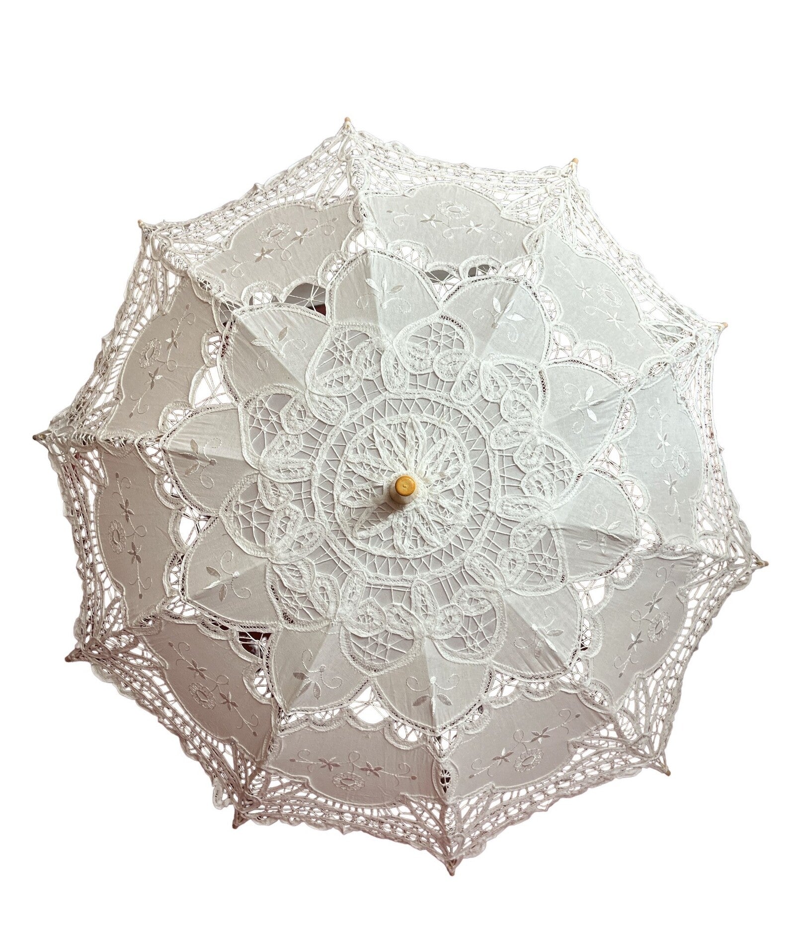 umbrela-textil-brodat-pentru-mirese-crem