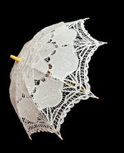 umbrela-textil-brodat-pentru-mirese-crem