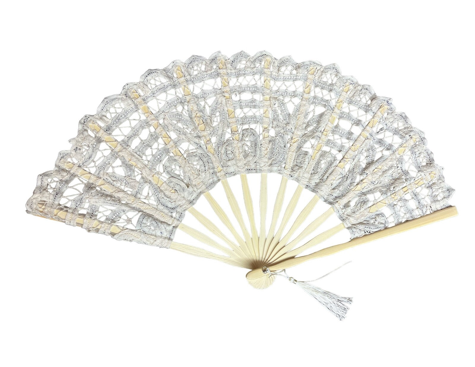 evantai-textil-brodat-crem