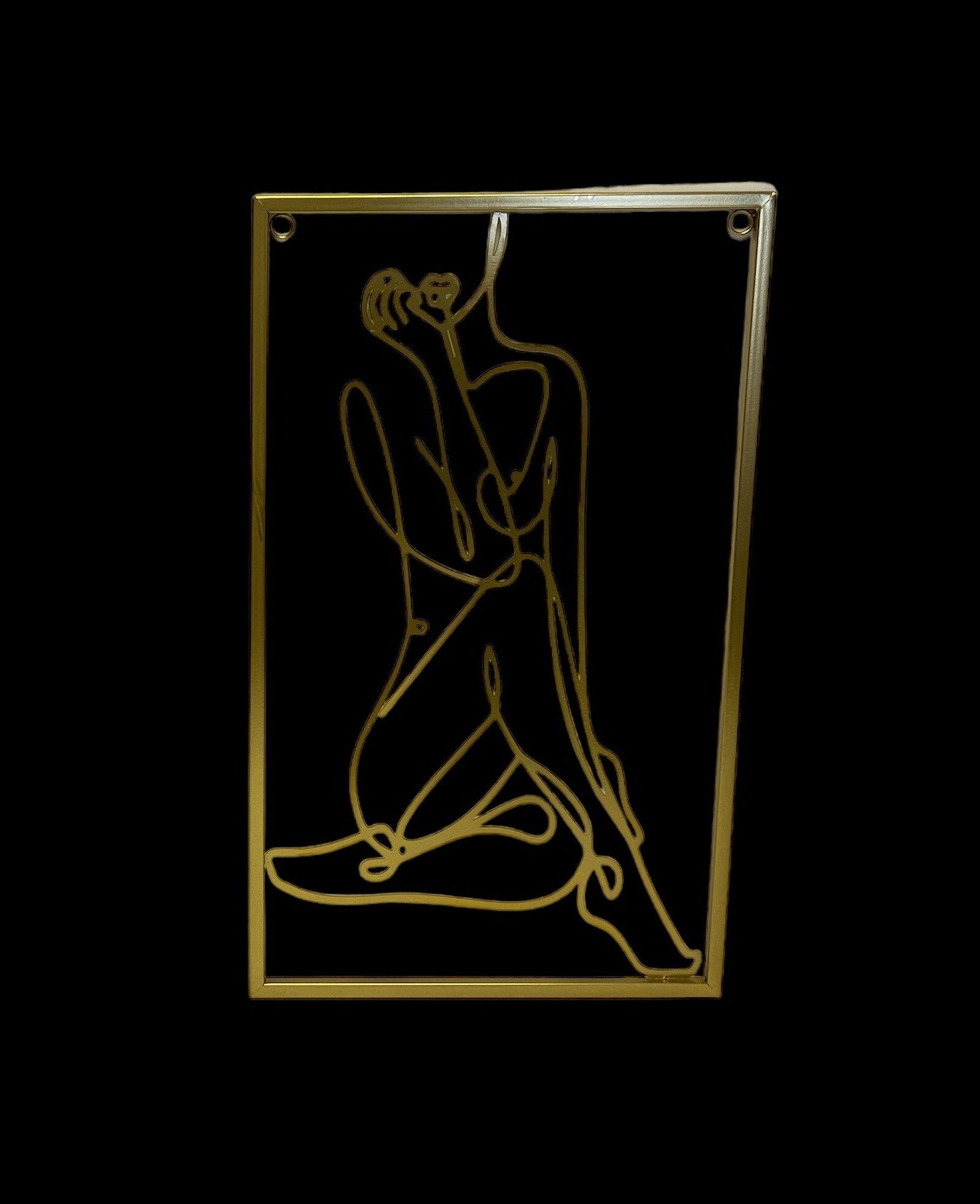 tablou-metal-decorativ-corp-femeie