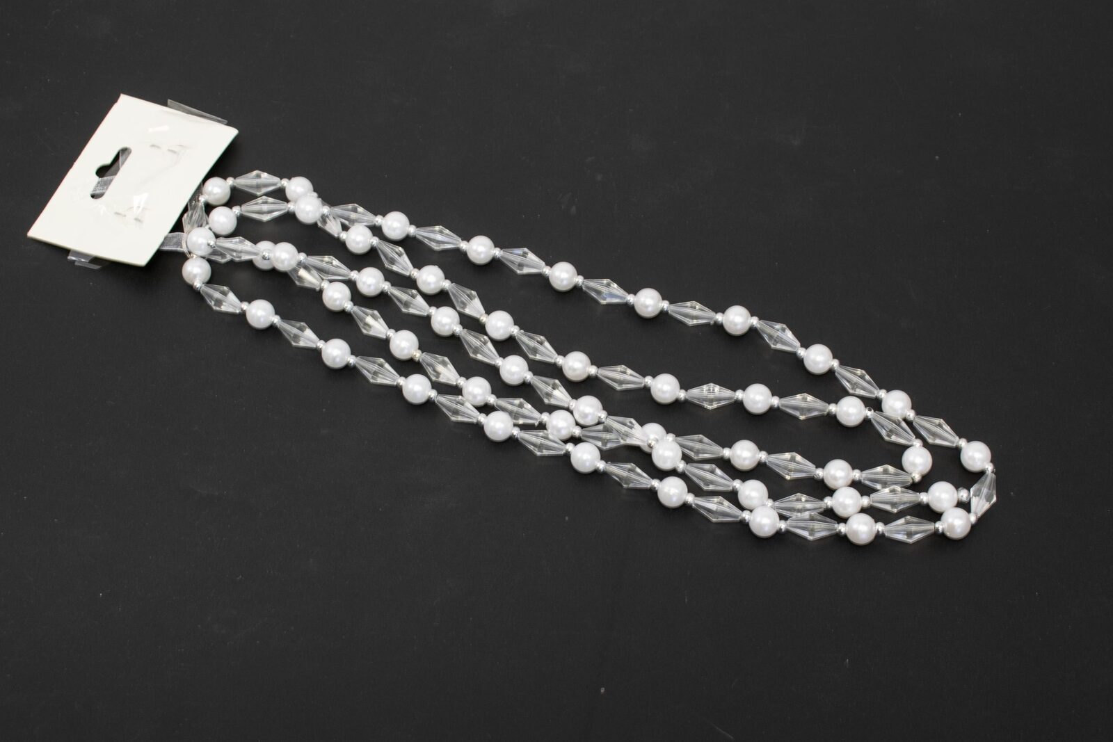 lant-margele-in-forma-de-gheata-decor