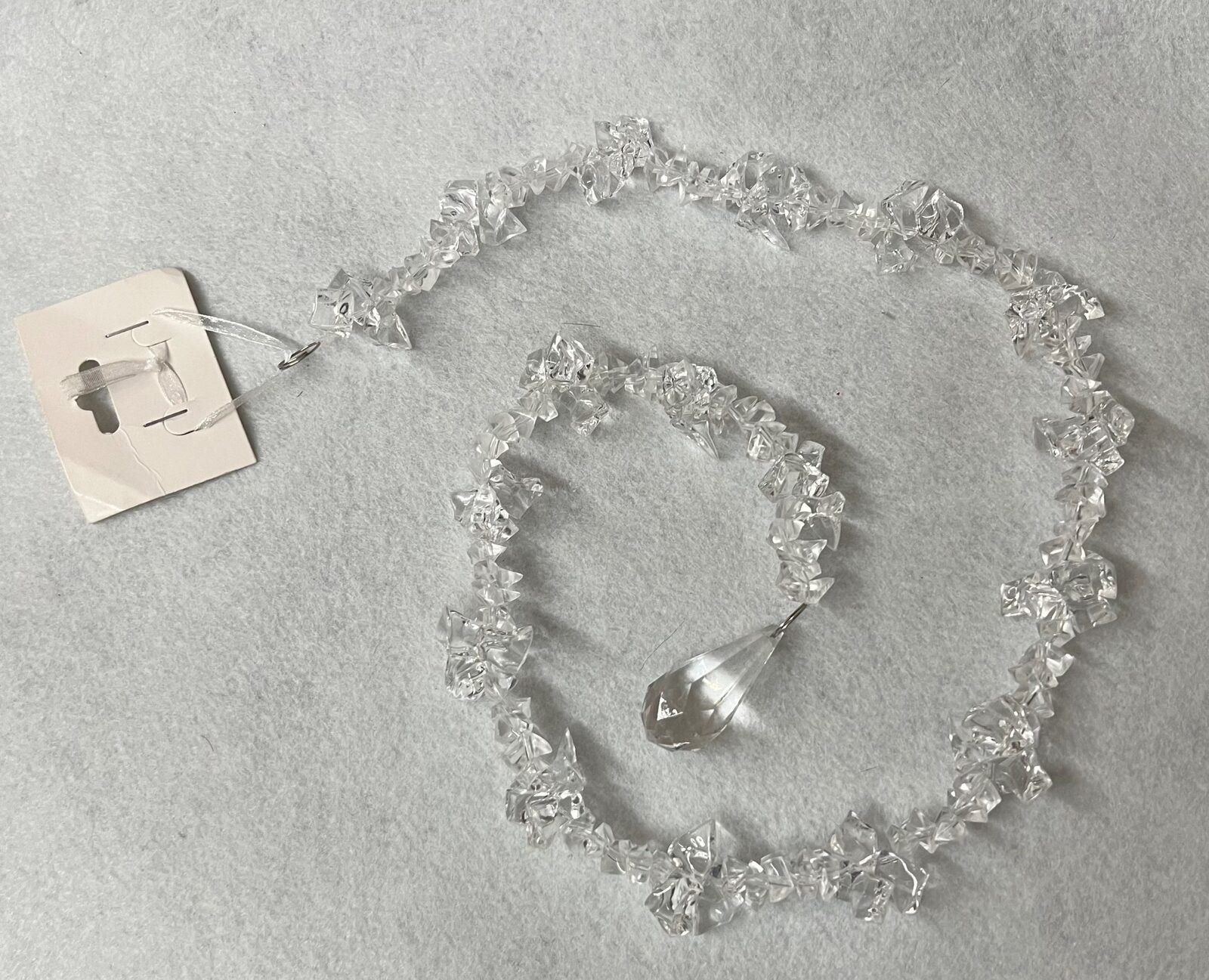 lant-margele-forma-de-gheata-decor