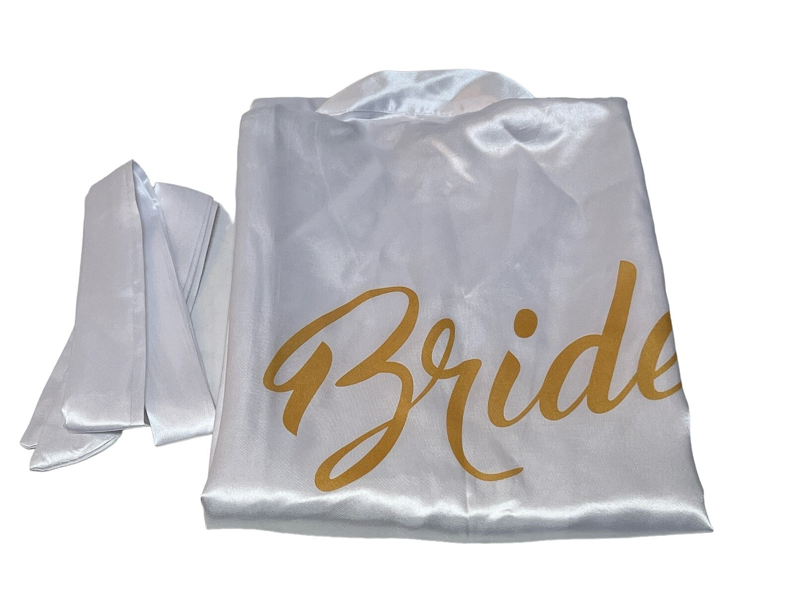 halat-mirese-din-satin-auriu