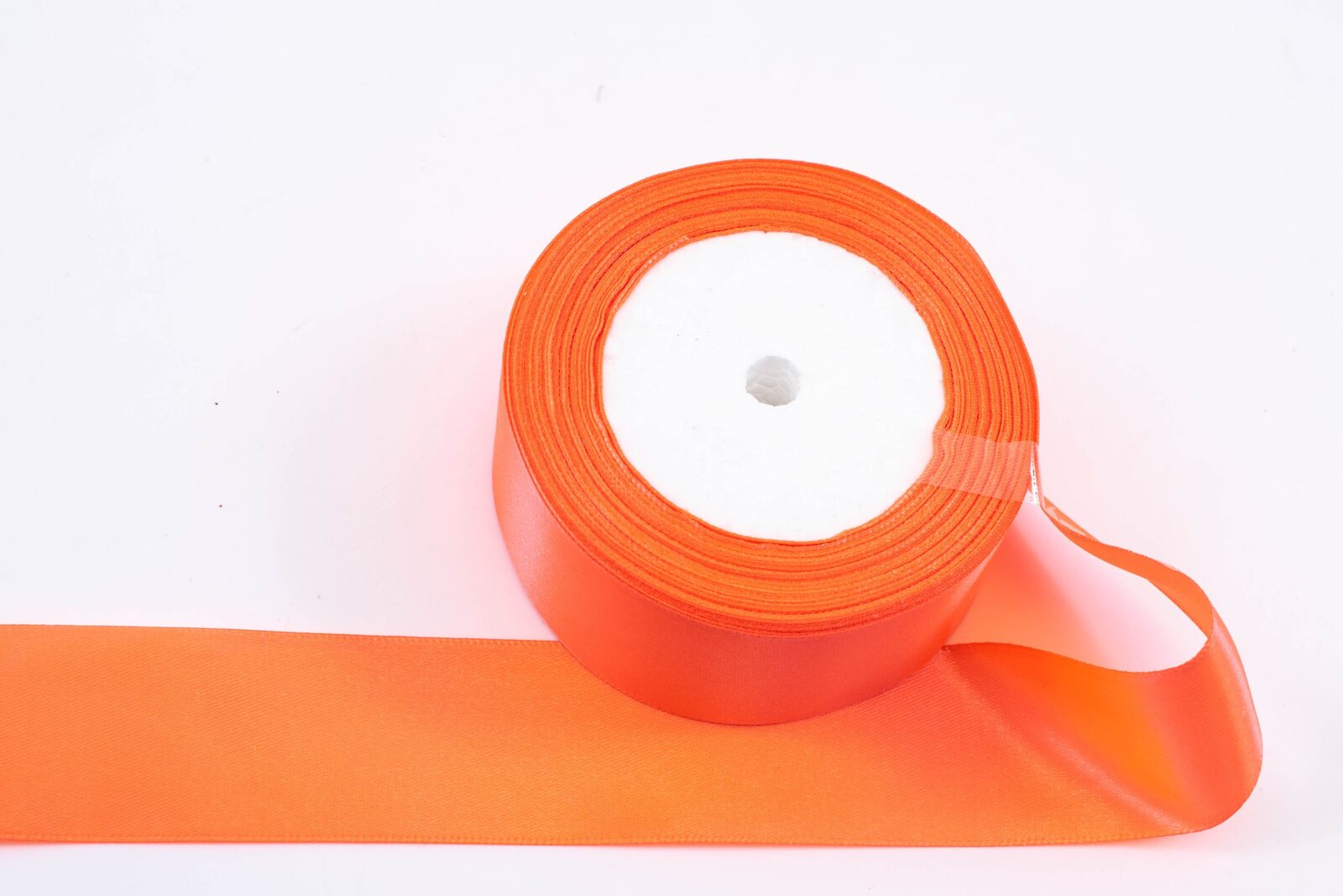 panglica-satin-4cm22m-portocaliu151