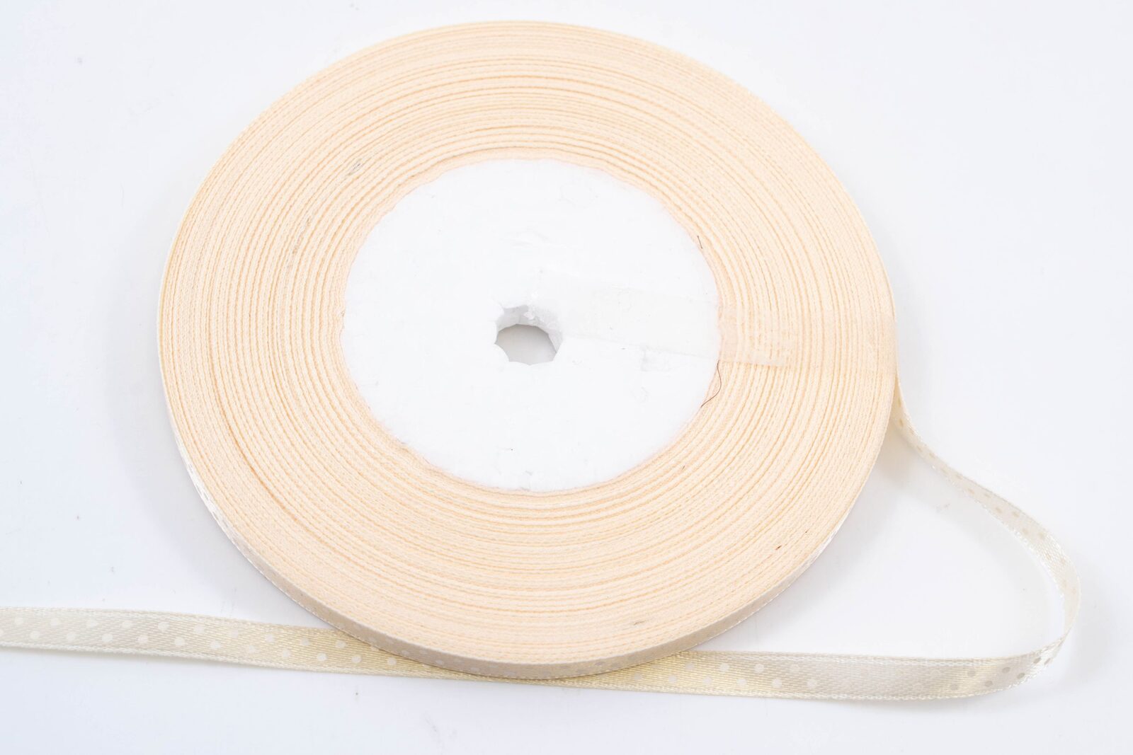 panglica-satin-cu-buline-06cm45m-somon