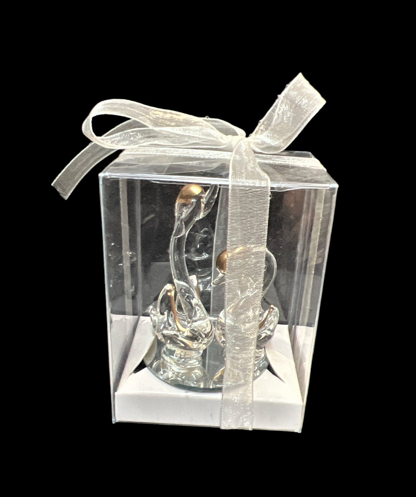 marturie-lebede-sticla-pe-oglinda-suport-alb