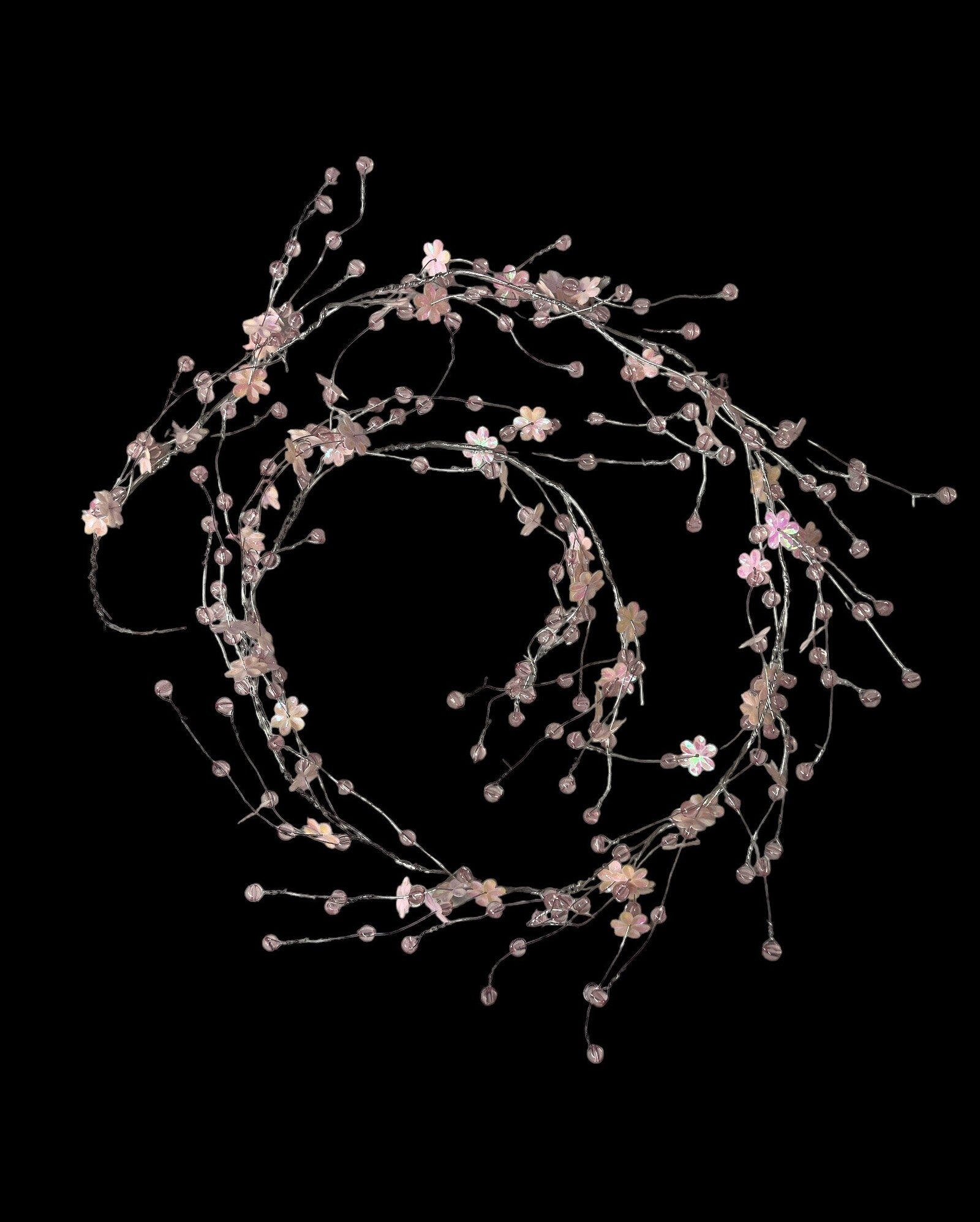 lant-sarma-cu-margele-plastic-si-flori-roz