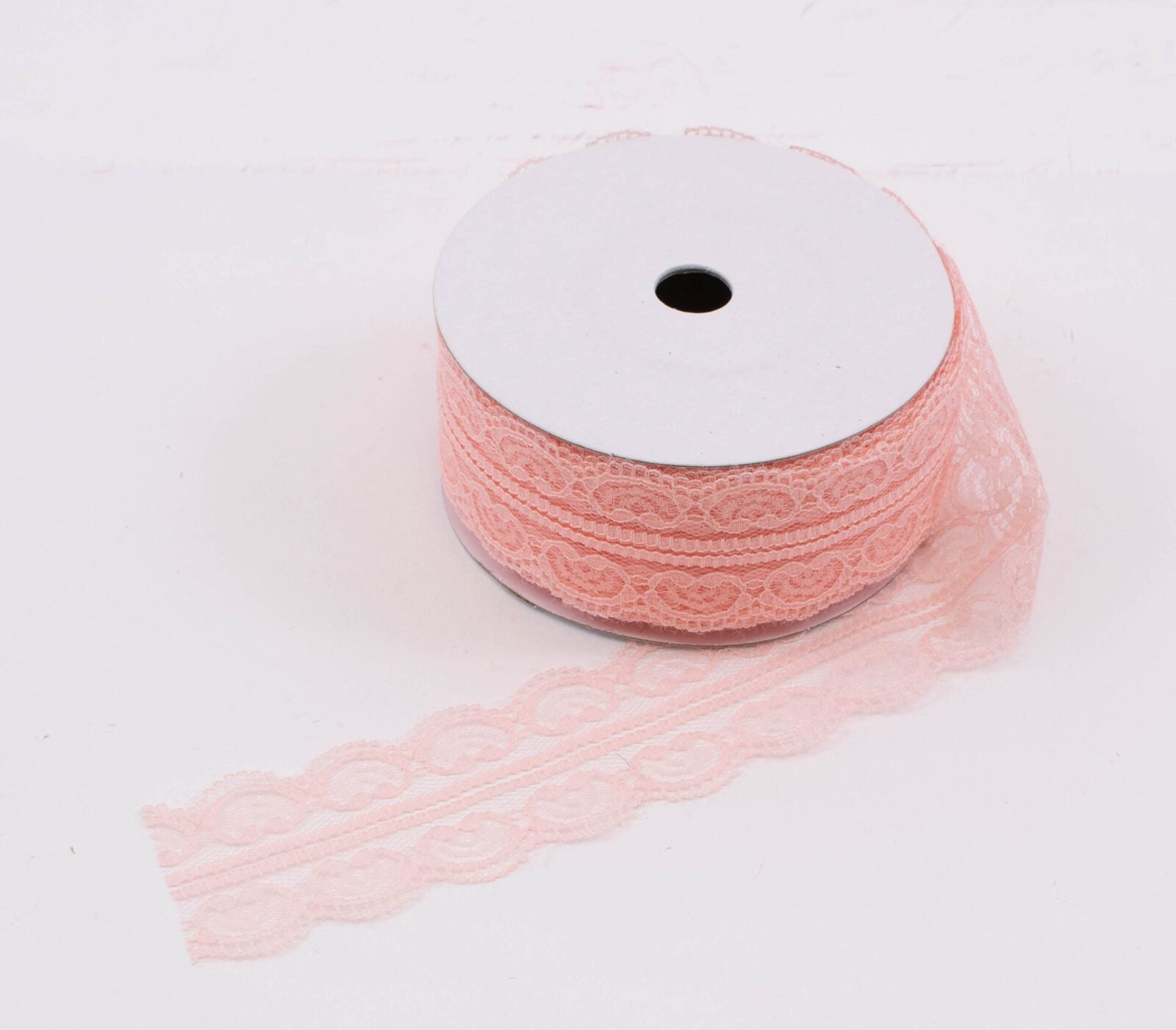 panglica-dantela-inimi-5cm-25-yard-somon