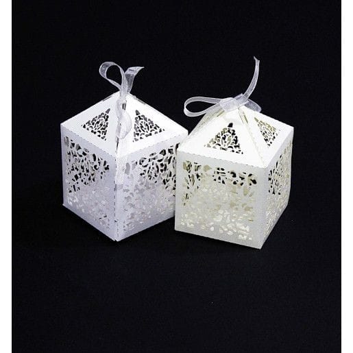 cutii-carton-pentru-marturii-casuta-perforata-50set