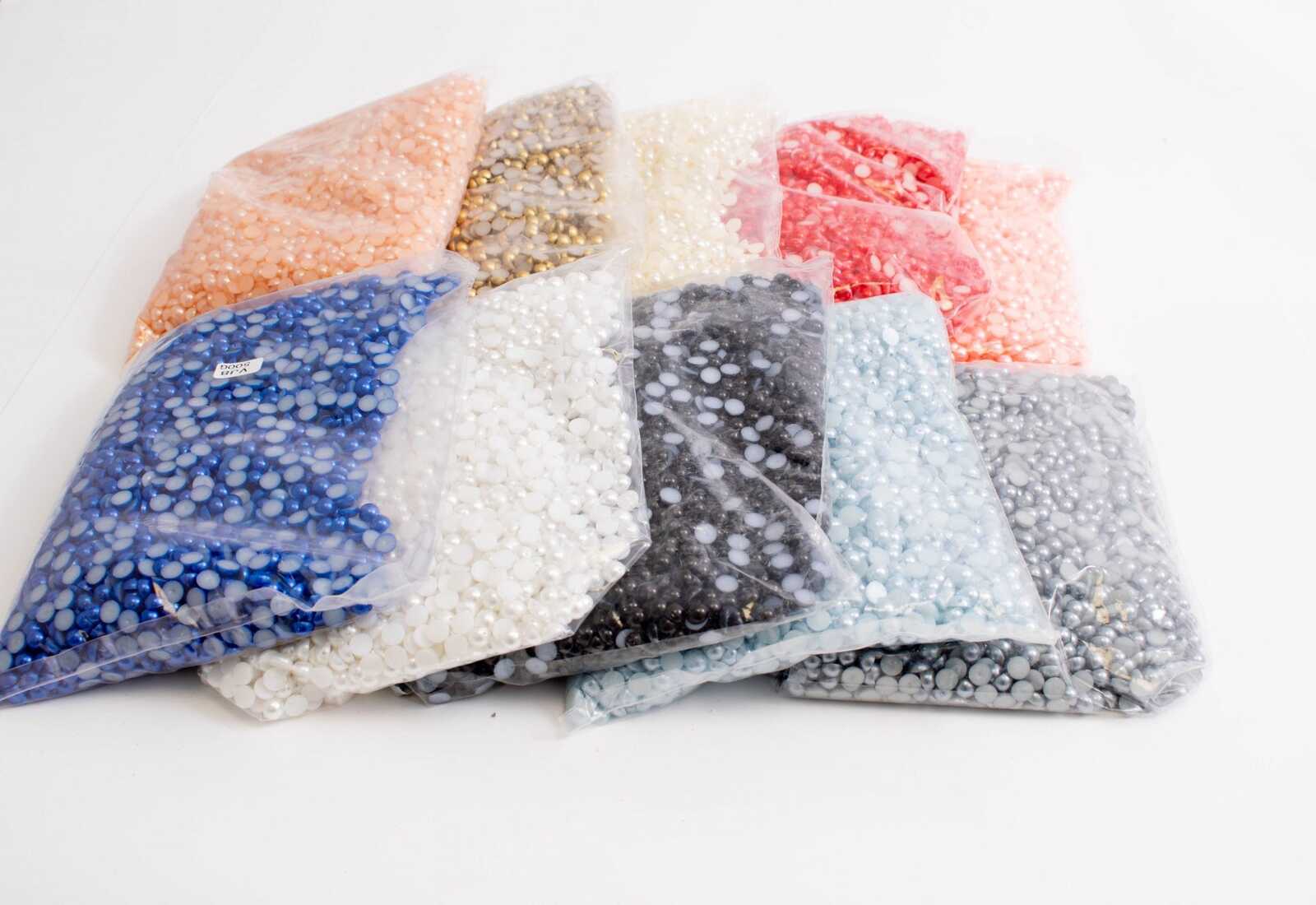 margele-plastic-jumatati-perla-0-8cm