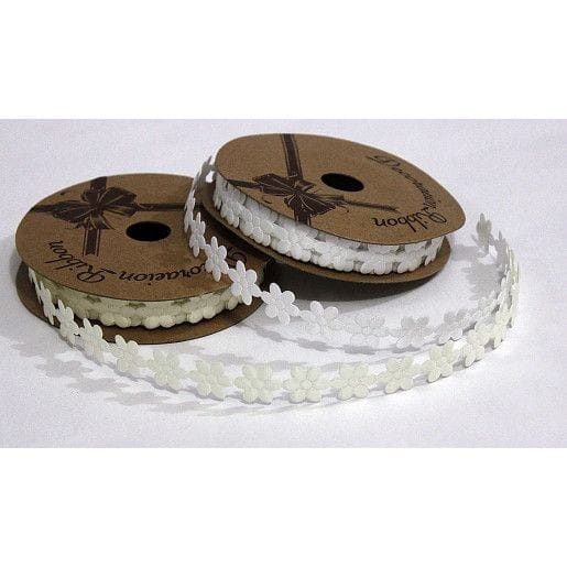 panglica-perforata-floare