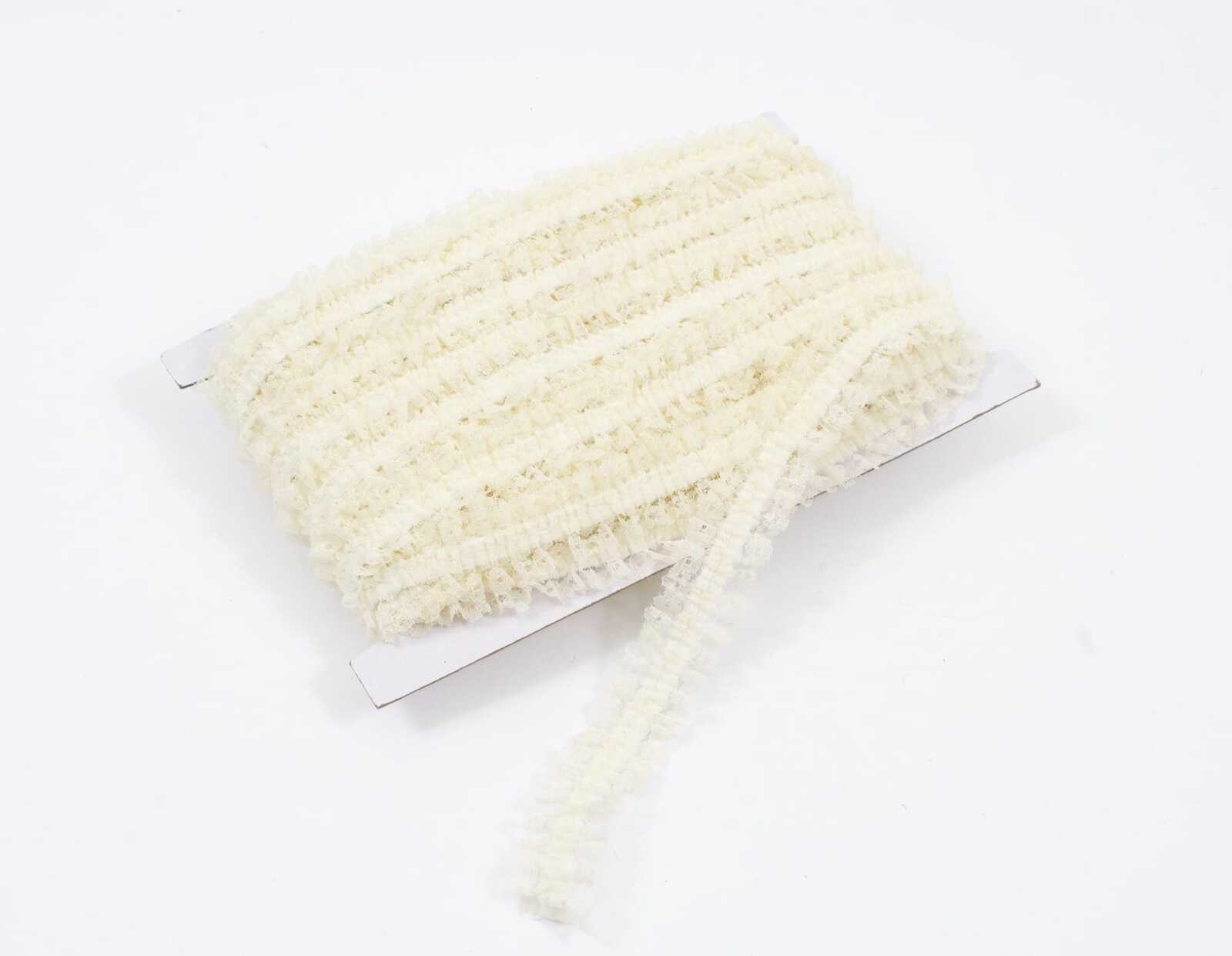 panglica-dantela-pe-elasticjartea-2cm25yarzi