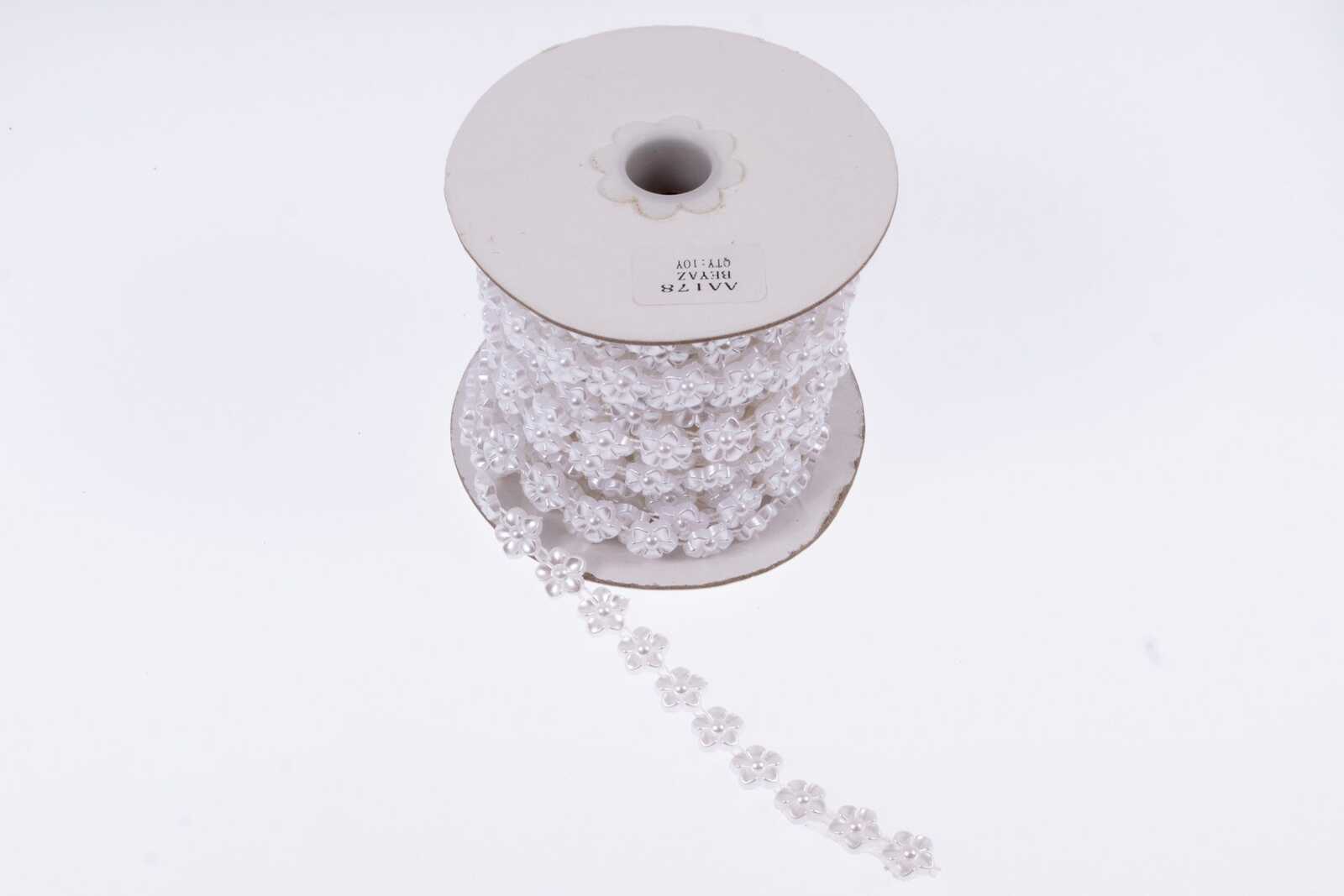 banda-margele-plastic-floare-sidef-pe-ata-1cm9m