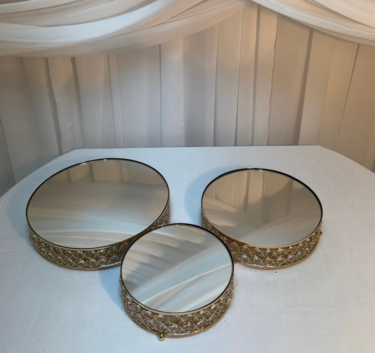 Platou Candy Bar Metal Auriu Cu Margele 3/set