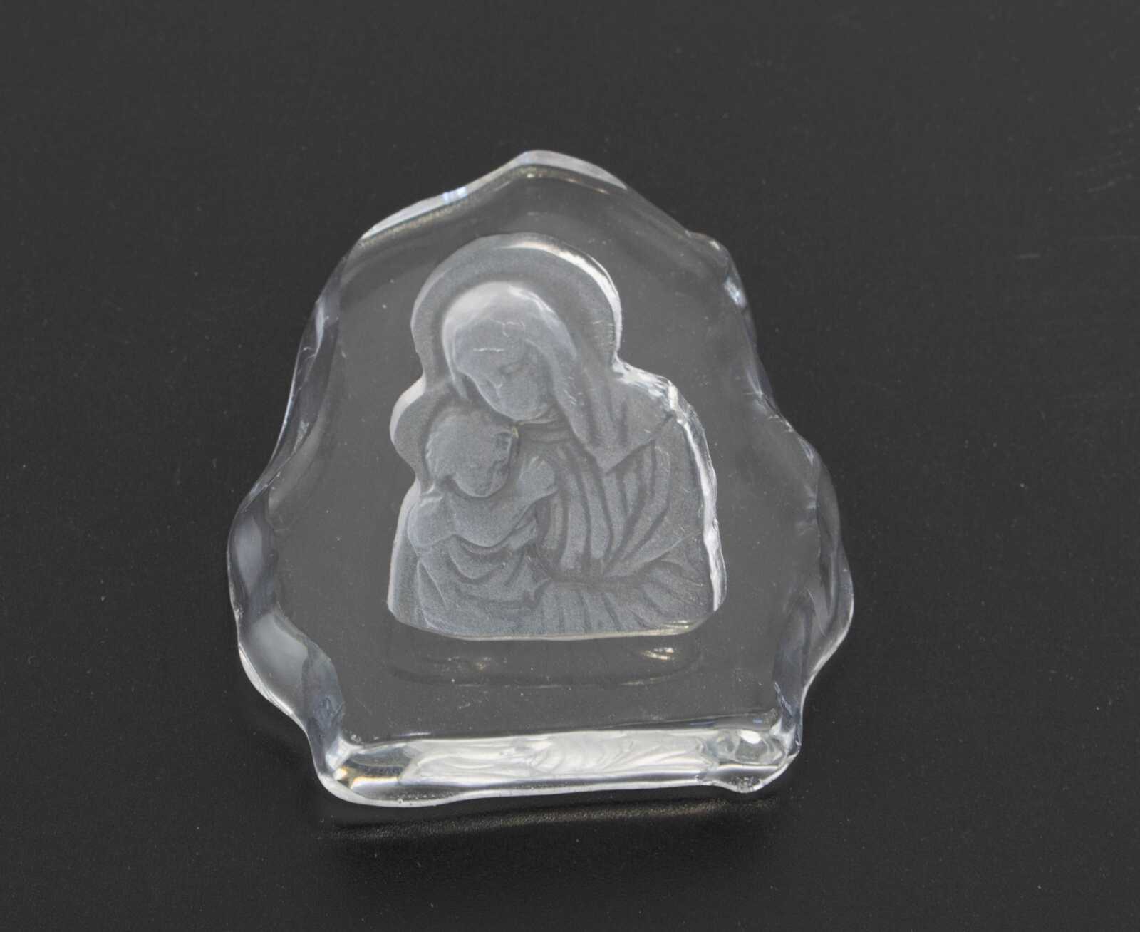 marturie-maica-cu-pruncul-sticla-aisberg