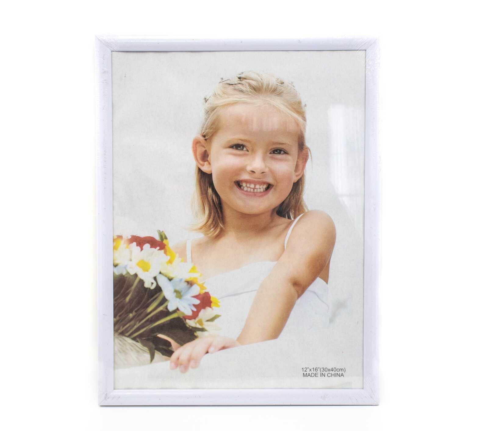 rama-foto-plastic-alb-30cm-x-40cm