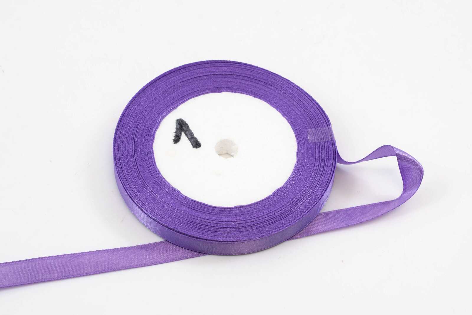 panglica-satin-1cm22m-lila-inchis021
