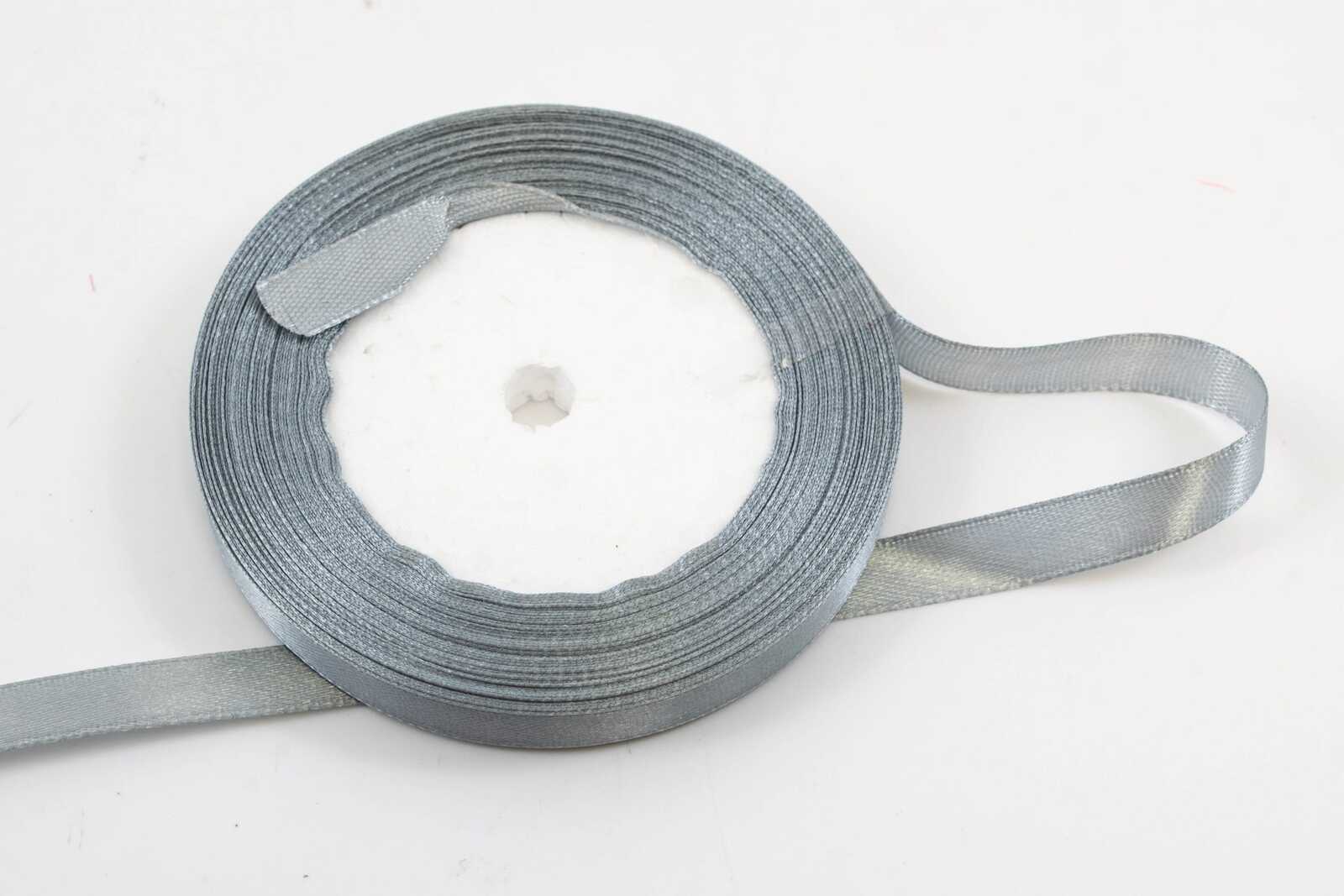 panglica-satin-1cm22m-gri-deschis059