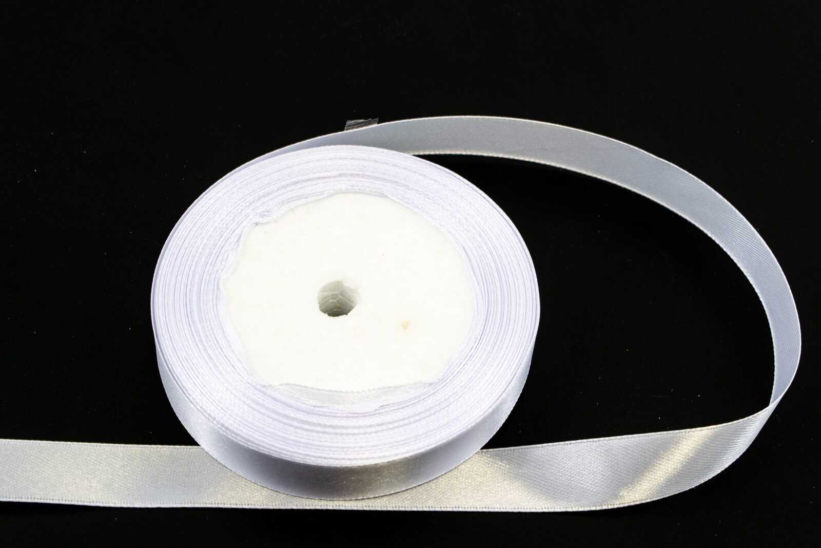 panglica-satin-15cm22m-alb001