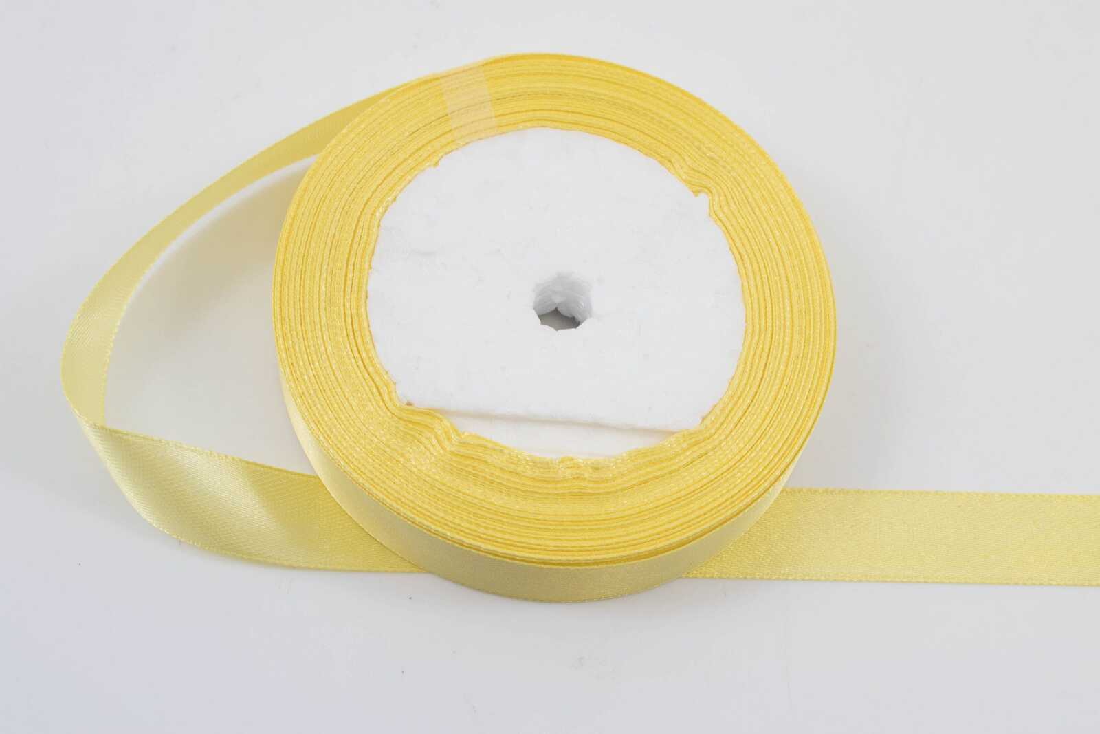 panglica-satin-15cm22m-galben-pai010