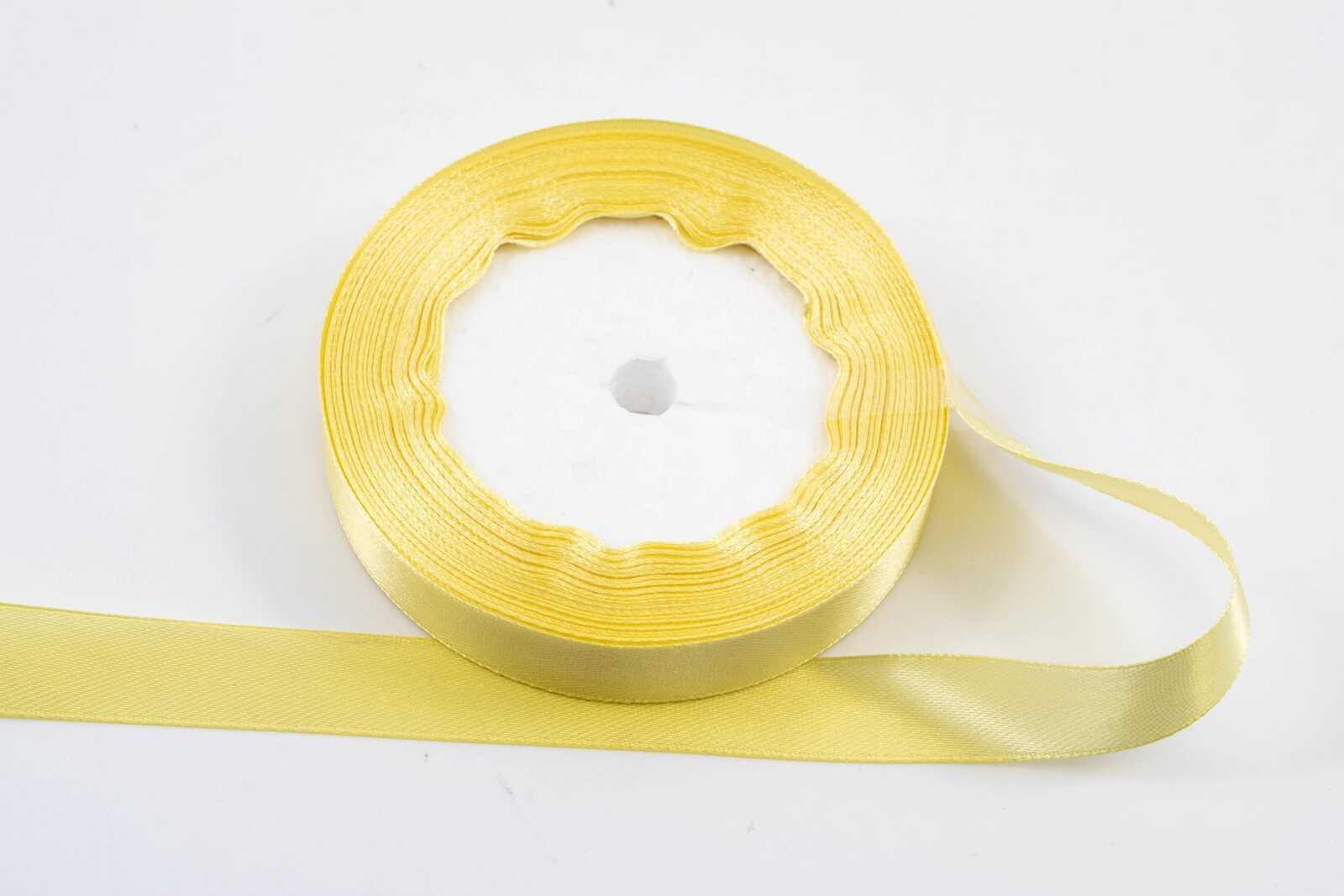 panglica-satin-15cm22m-bej-deschis-053