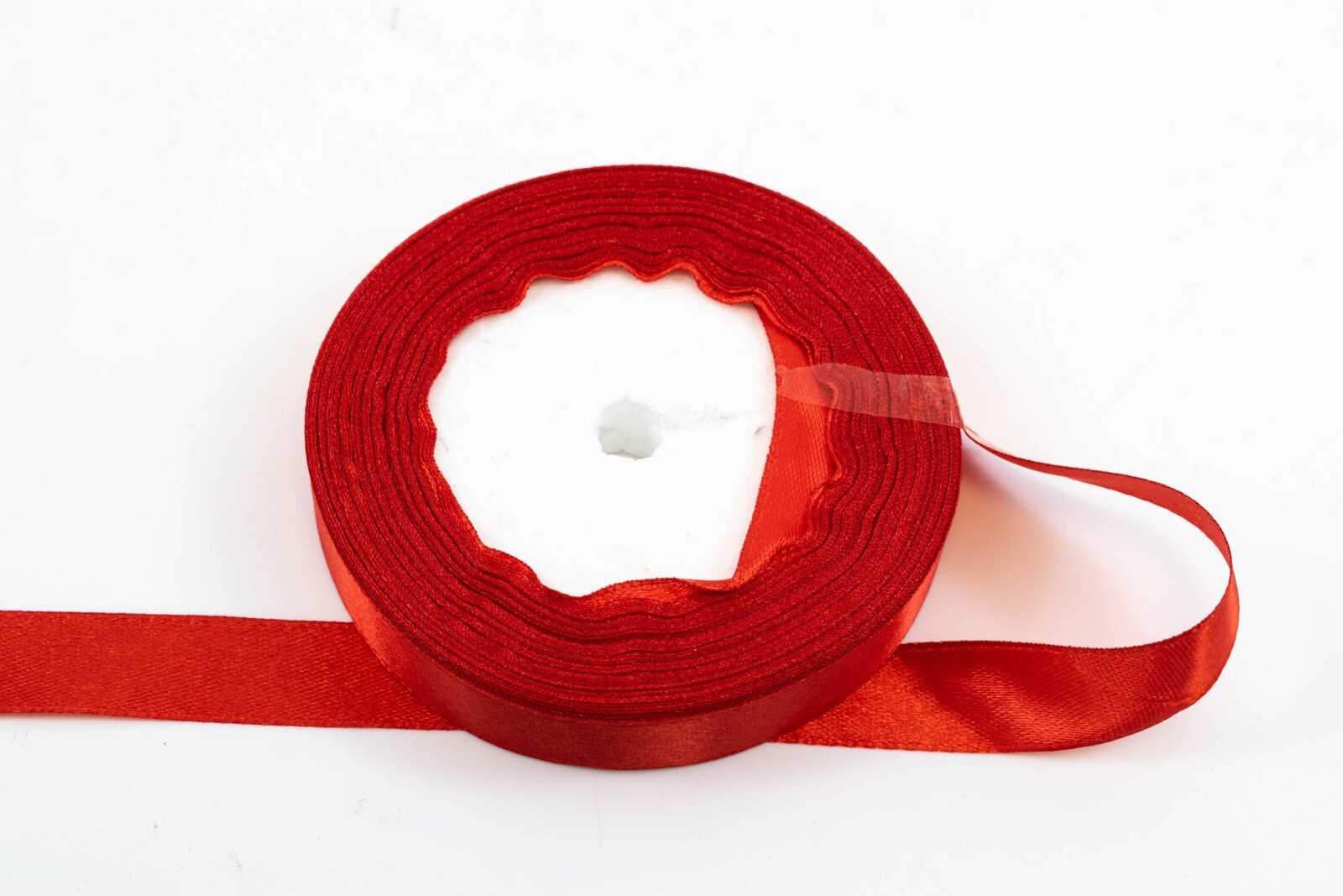 panglica-satin-15cm22m-rosu-026