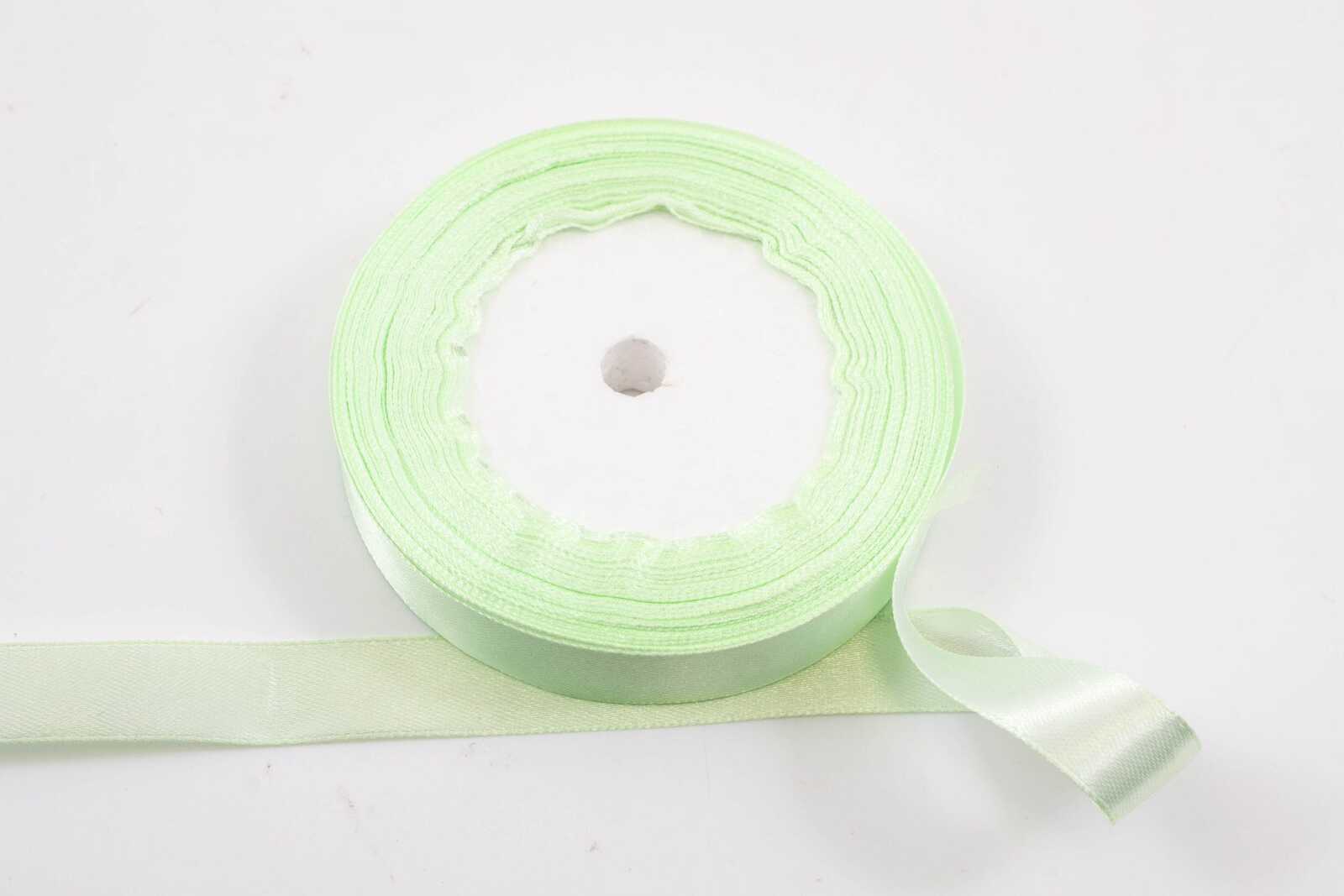 panglica-satin-15cm22m-vernil-080