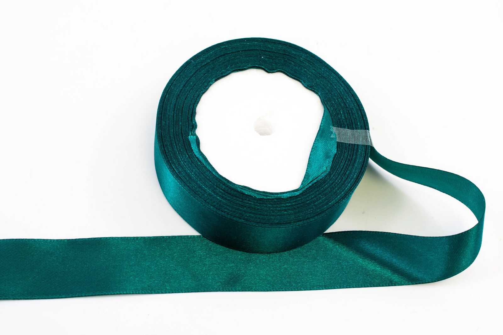 panglica-satin-25cm22m-verde-smarald-096