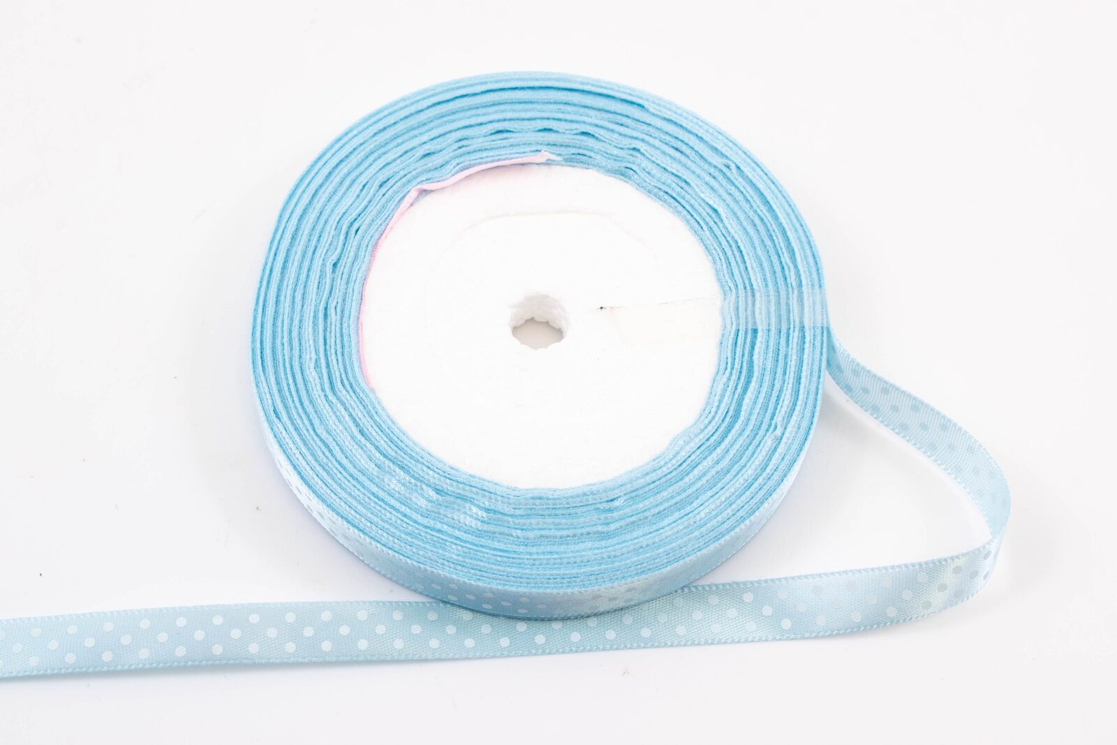 panglica-satin-cu-buline-1cm22m-bleo