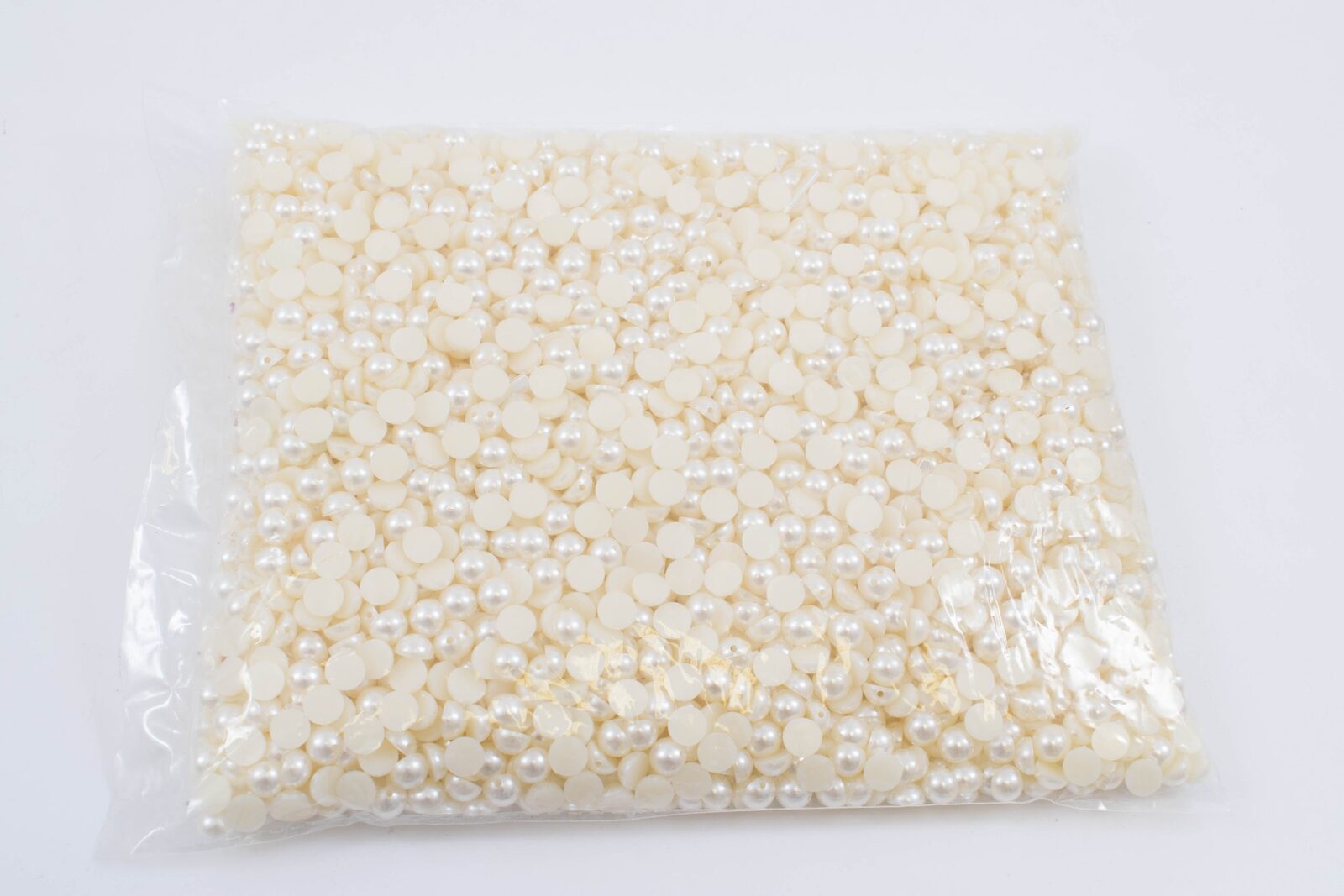 margele-plastic-jumatati-gaurite-perla-08cm500g