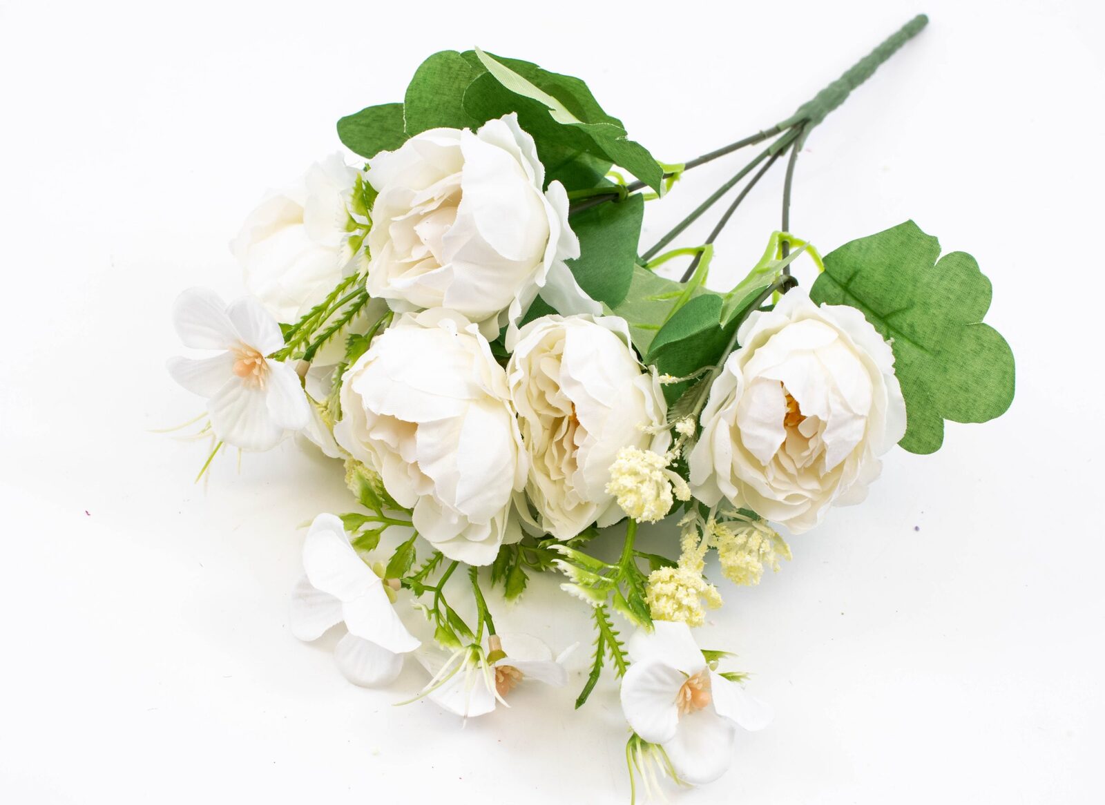 flori-artificial-buchet-bujori-cu-flori-alb