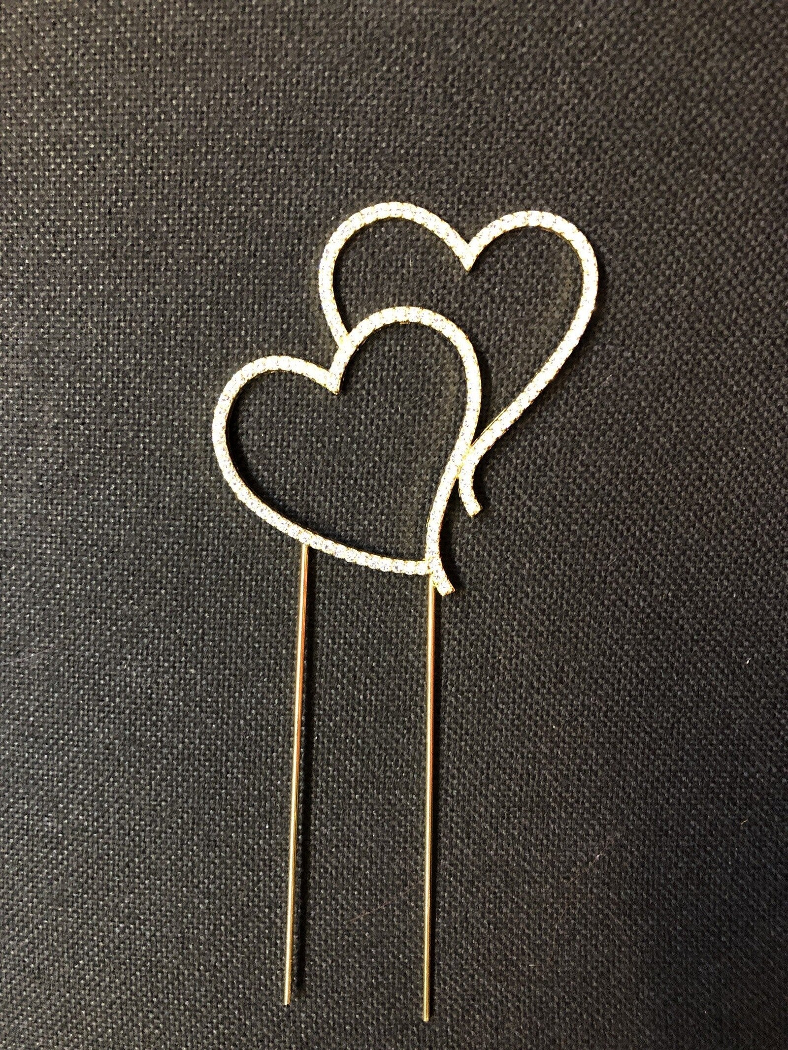 ornament-metal-inimi-strasuri-auriu