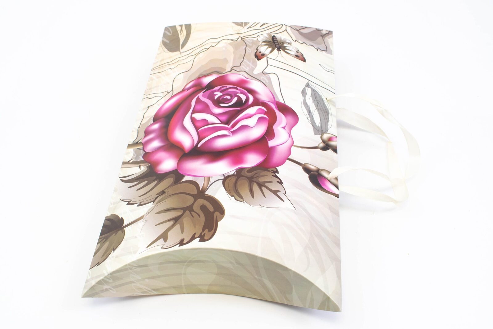 pungi-cadou-in-forma-de-pernuta-bej-trandafir-mov-12set