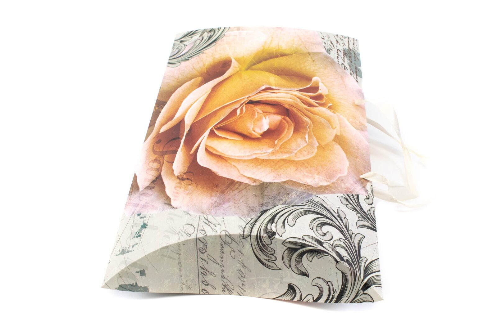 pungi-cadou-in-forma-de-pernuta-bej-trandafir-roz-galben-12set