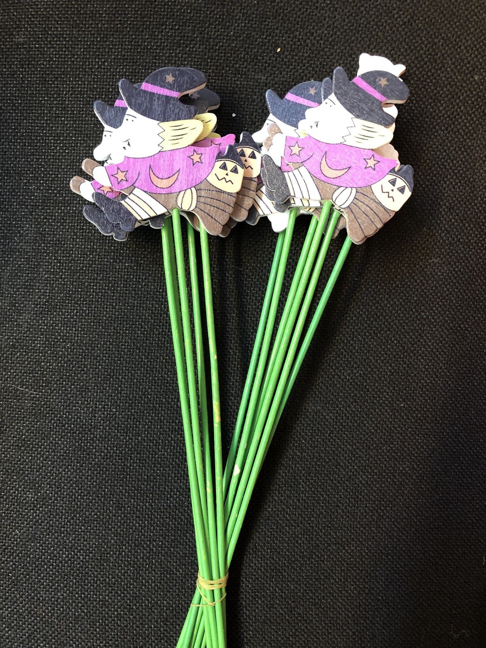 dovleac-cu-vrajitoare-tija-lemn-65cm65cm-12set